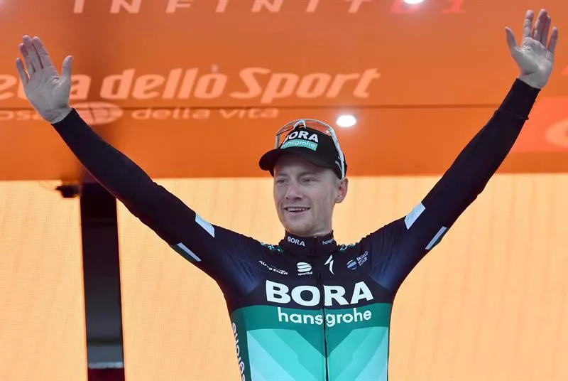12ª etapa. Sam Bennett. Foto: Efe.