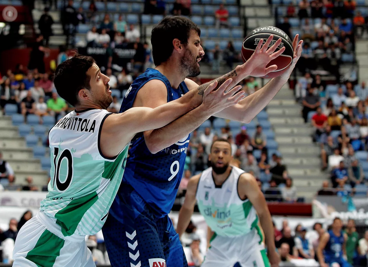 DELAIGLESIA GBC JOVENTUT EFE