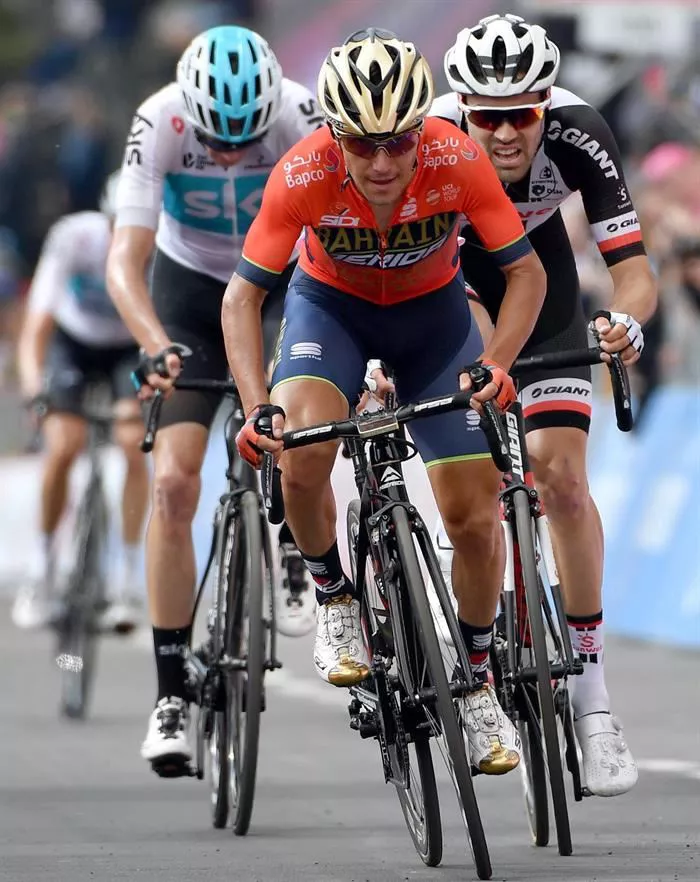 GIRO 2018 ETAPA 18 POZZOVIVO FROOME DUMOULIN EFE