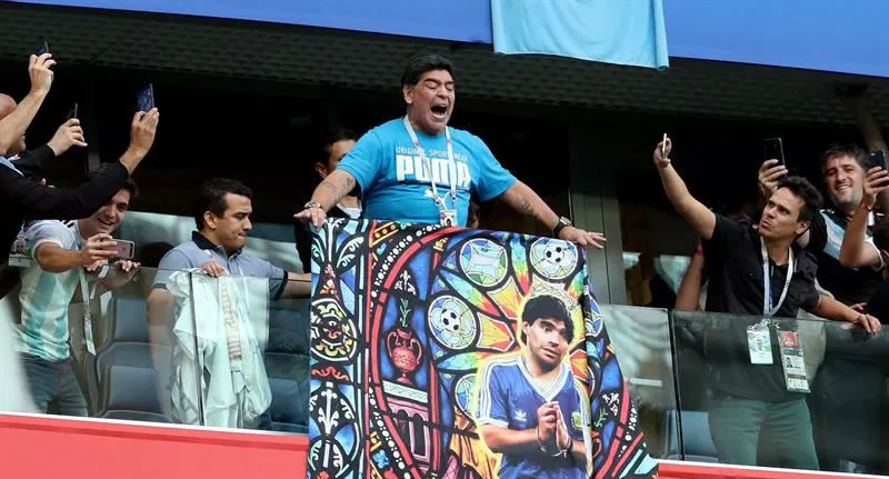 27 MARADONA  Rusia