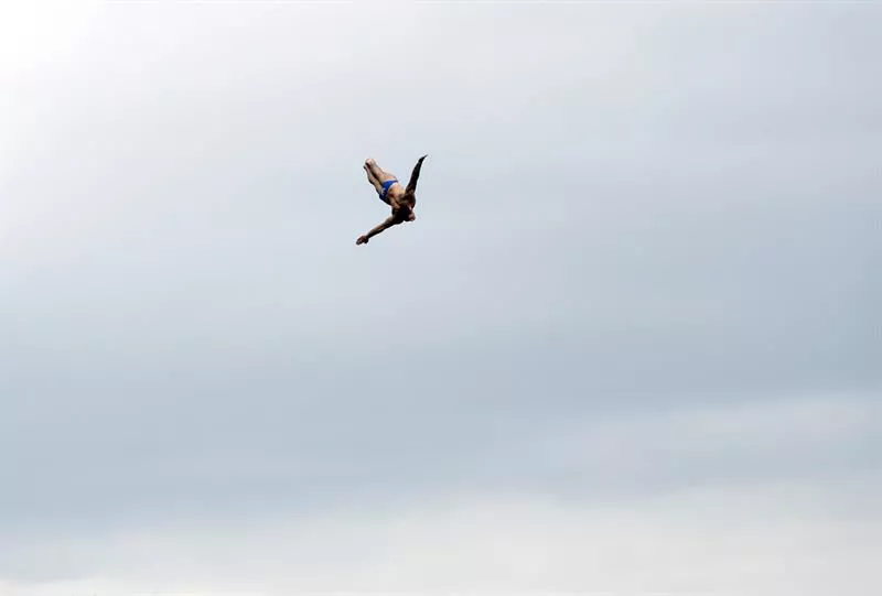 Red Bull Cliff Diving jauziak Bilbo 2018. Argazkia: Efe.