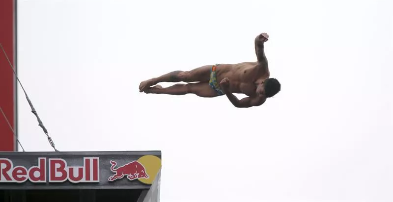 Red Bull Cliff Diving jauziak Bilbo 2018. Argazkia: Efe.