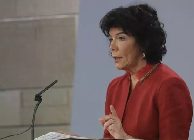 La ministra portavoz del Gobierno español, Isabel Celaá. Foto: EFE