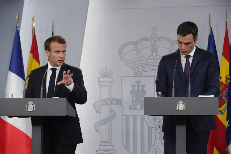 Emmanuel Macron eta Pedro Sanchez uztailaren 26an egin zuten bileraren ondoren. Argazkia: EFE