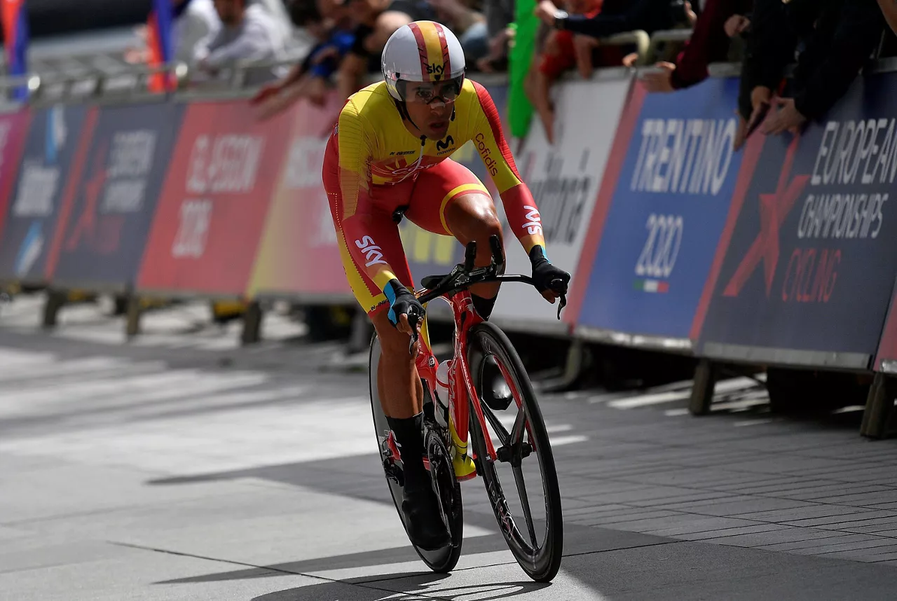 JONATHAN CASTROVIEJO  CONTRARRELOJ EUROPEO PLATA EFE