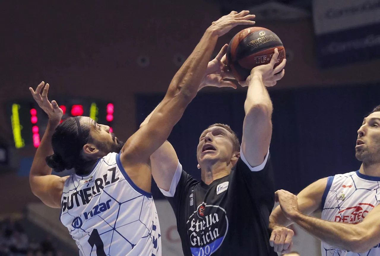 DEZEEUW OBRADOIRO GUTIERREZ GIPUZKOABASKET GBC EFE