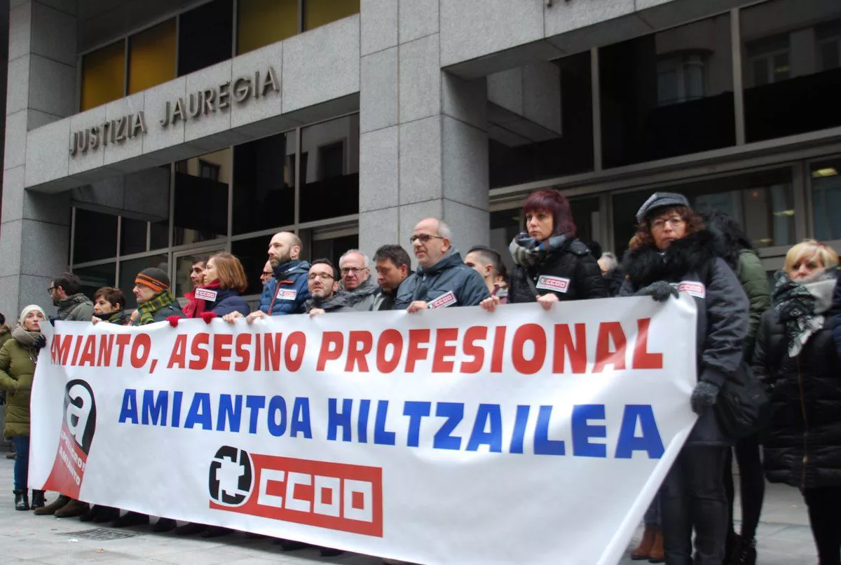 AMIANTO PROTESTA CCOO EUSKADI