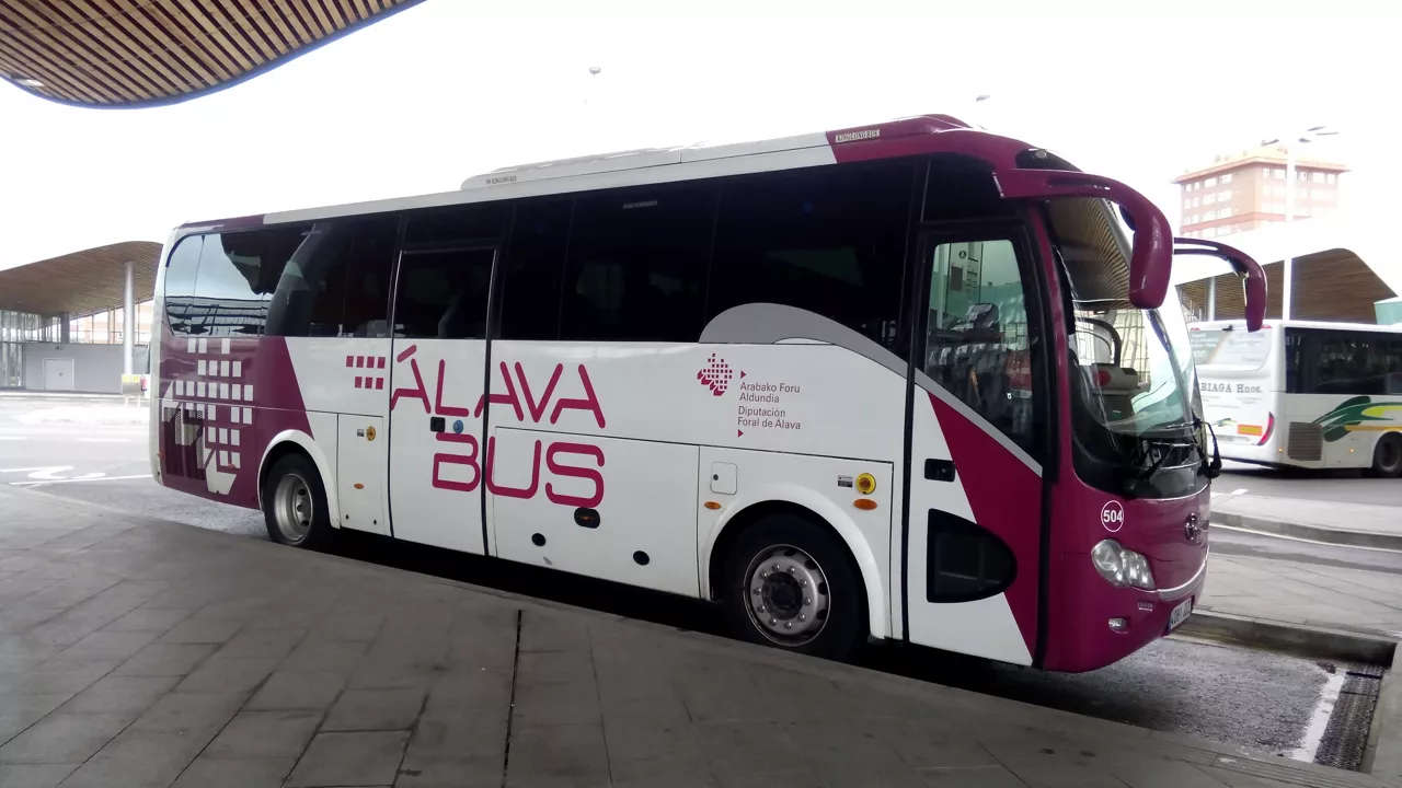 20190109142603_autobuses-diputacion-alavesa_