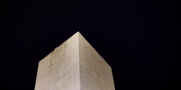 Ilargi eklipse osoa Estatu Batuetan. Argazkia: EFE.