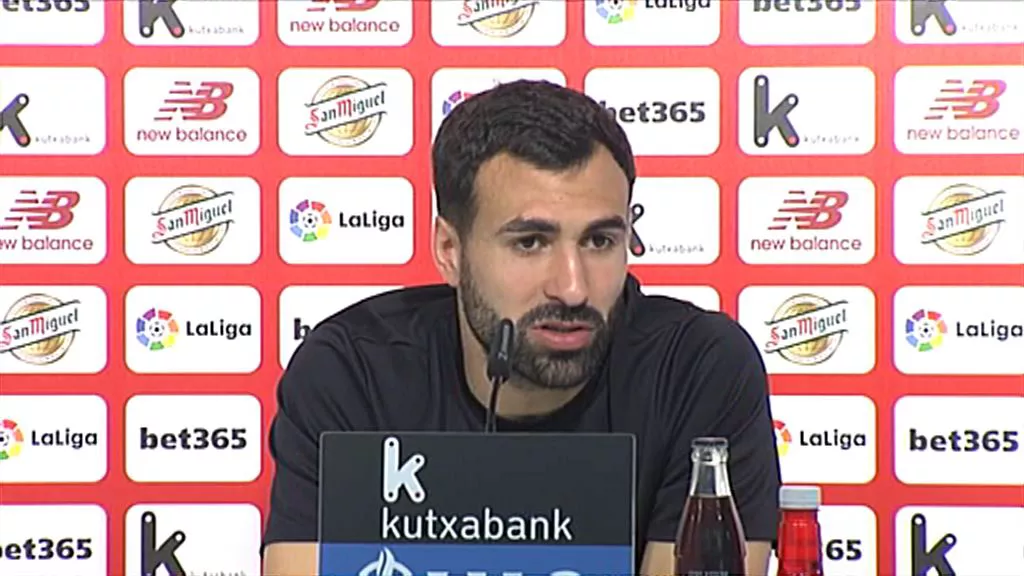 20190214171513_mikel-balenziaga_
