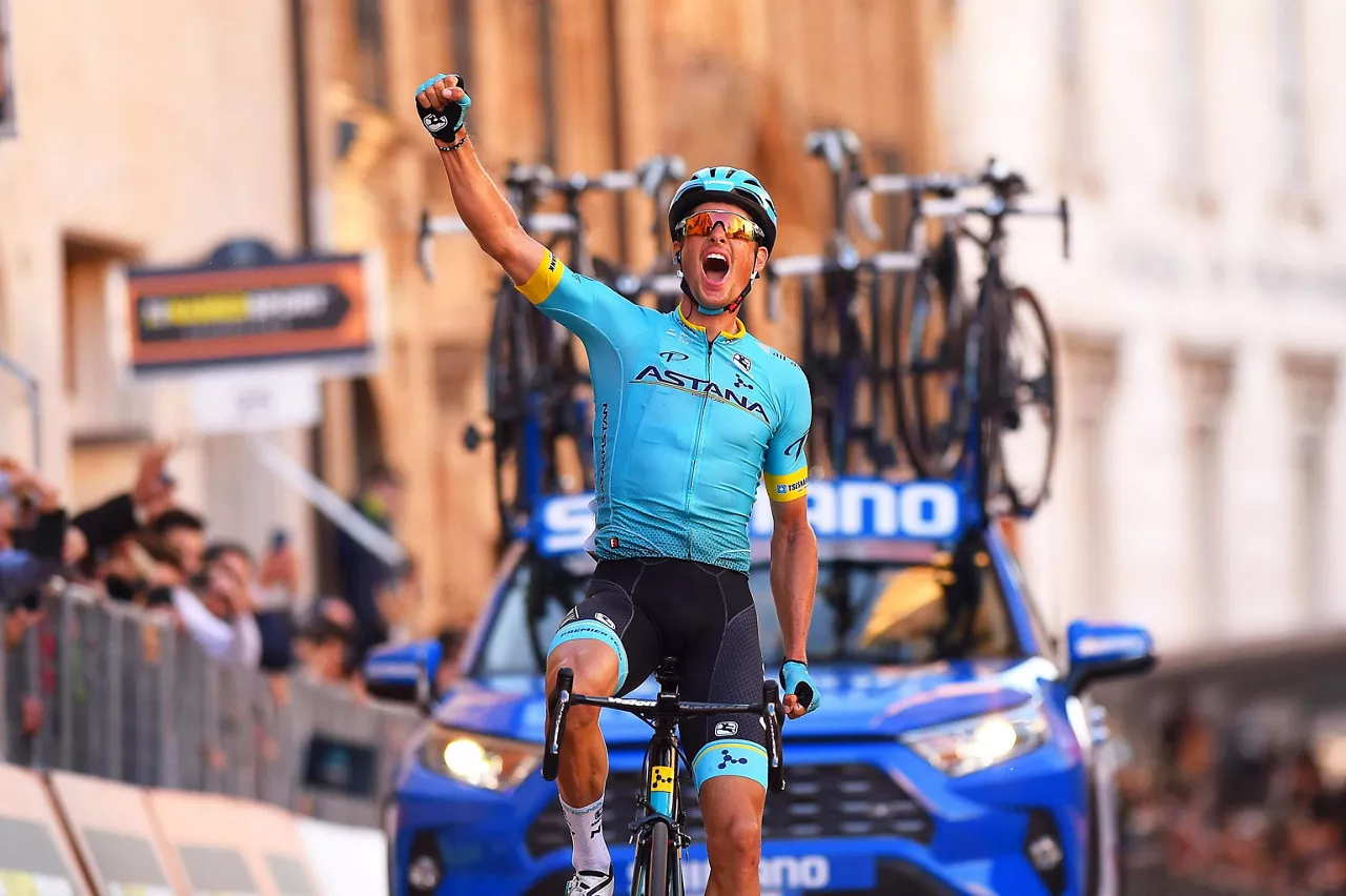 JAKOB FUGLSANG TIRRENO EFE