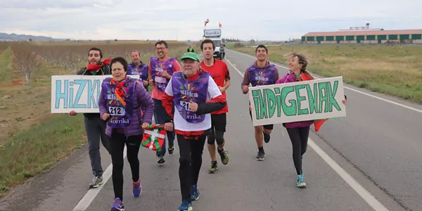 Korrika Apirilak 5 argazkia: AEK