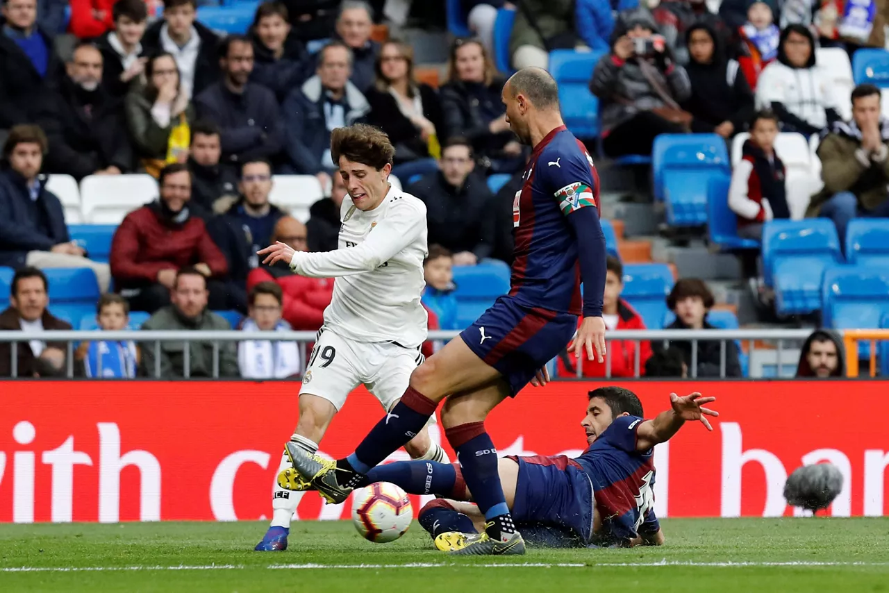 ODRIOZOLA RAMIS REALMADRID EIBAR EFE