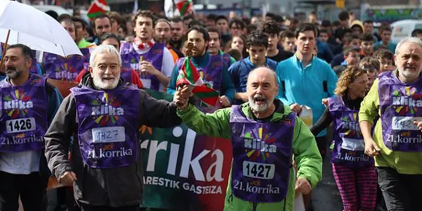 Korrika 21 apirilak 10 Argazkia AEK