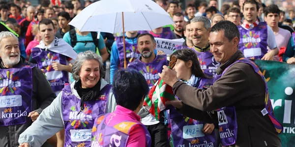 Korrika 21 apirilak 10 Argazkia AEK