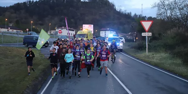 Korrika 21 apirilak 10 Argazkia AEK