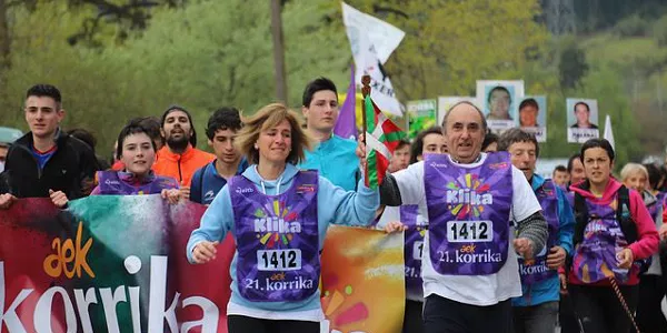 Korrika 21 apirilak 10 Argazkia AEK