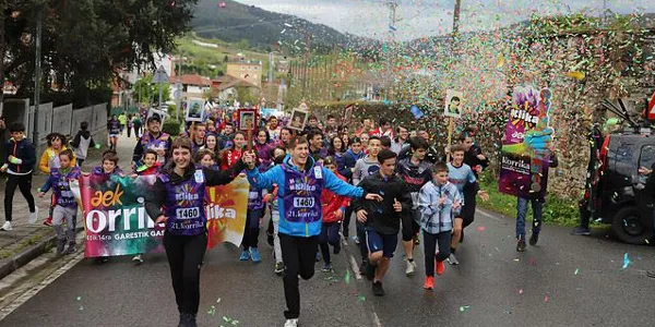Korrika 21 apirilak 10 Argazkia AEK