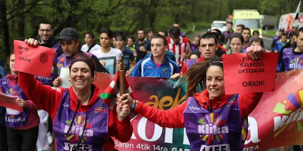 Korrika 21 apirilak 10 Argazkia AEK