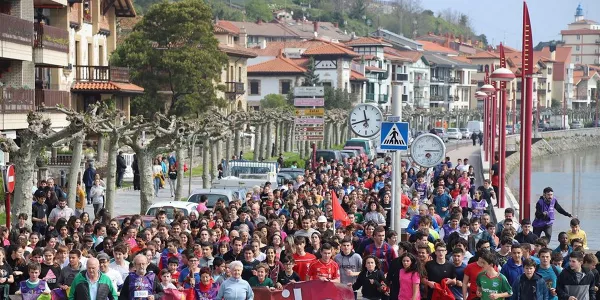 Korrika apirilak 12 argazkia AEK