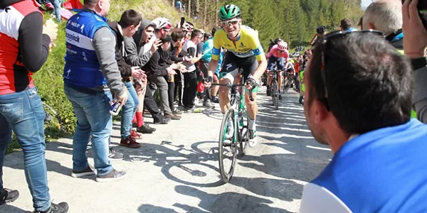 Maximilian Schachmann en Izua. Foto: EFE