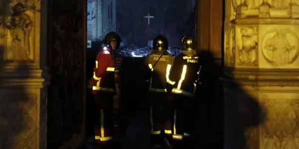 Interior de la catedral de Notre Dame (EFE)