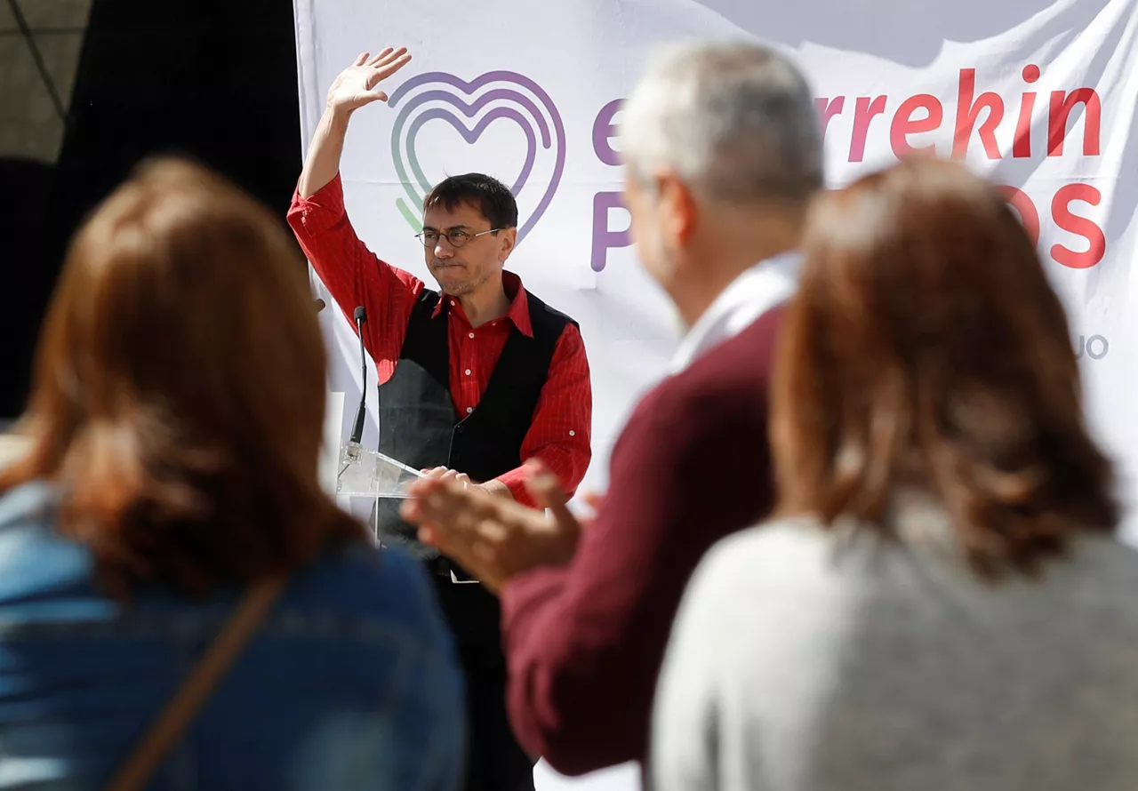 Juan Carlos Monedero, Elkarrekin Podemosen ekitaldi batean.