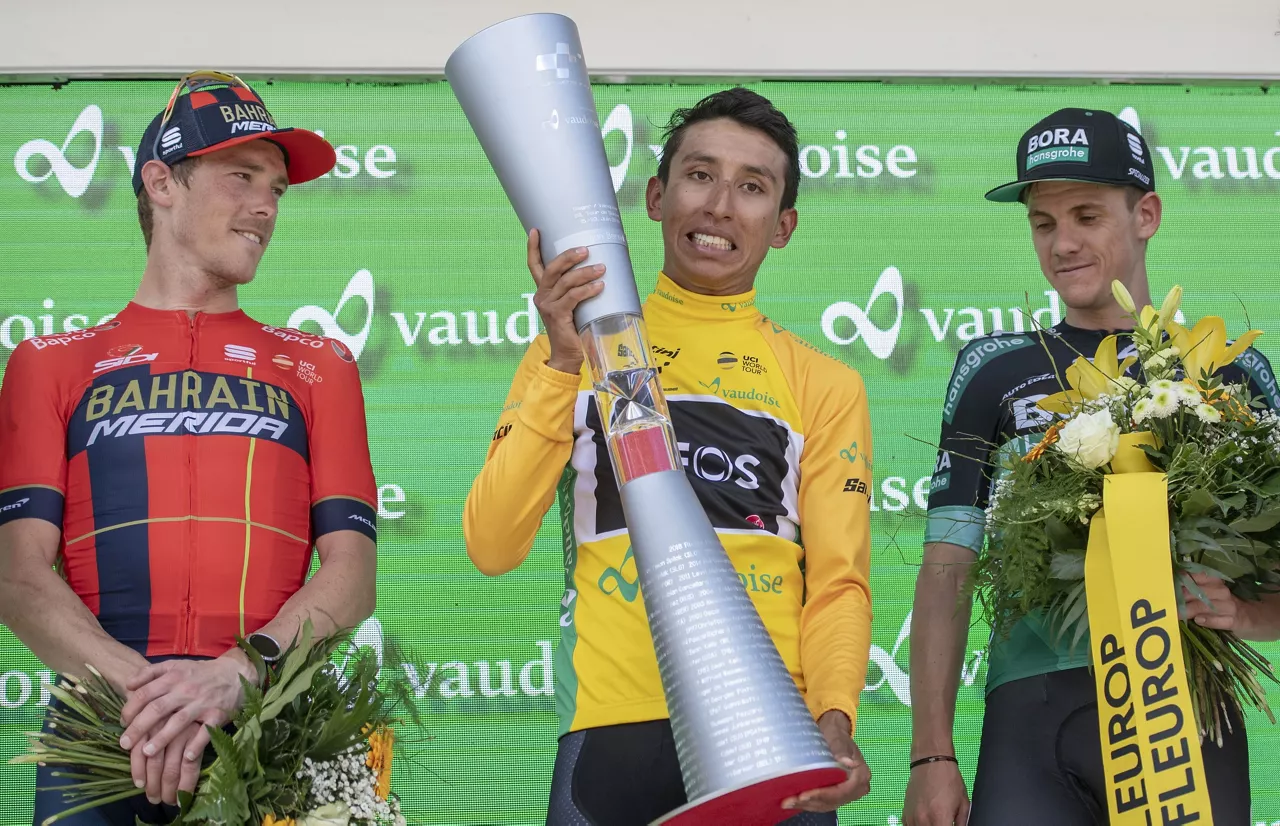 PODIUM EGAN BERNAL SUIZA EFE