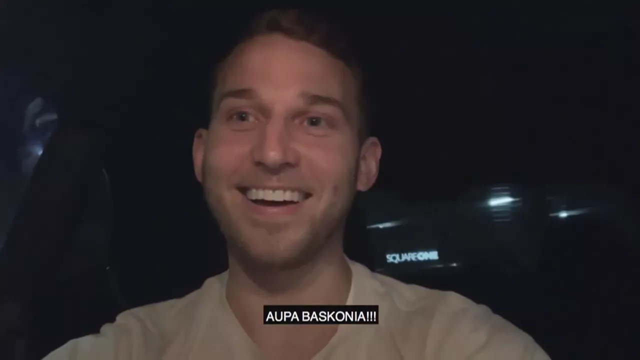 Baskonia: El nuevo escolta Nik Stauskas saluda a toda la afición baskonista