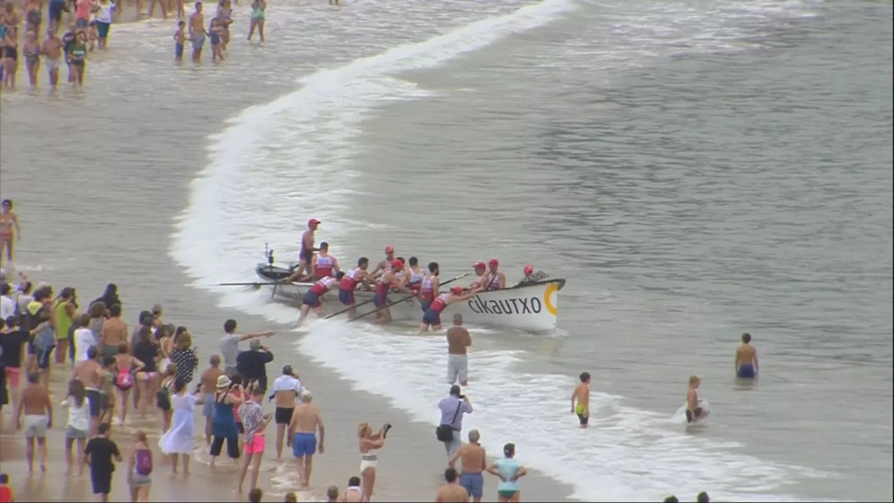 20190901153111_ondarroa-trainerua-hondartzan_