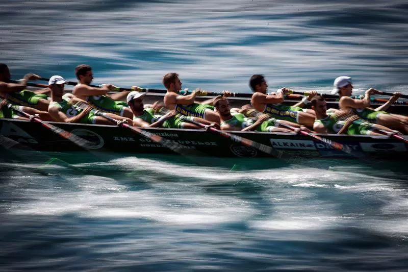 Igande honetan arraun denboraldia hasiko da. Argazkia: EFE.