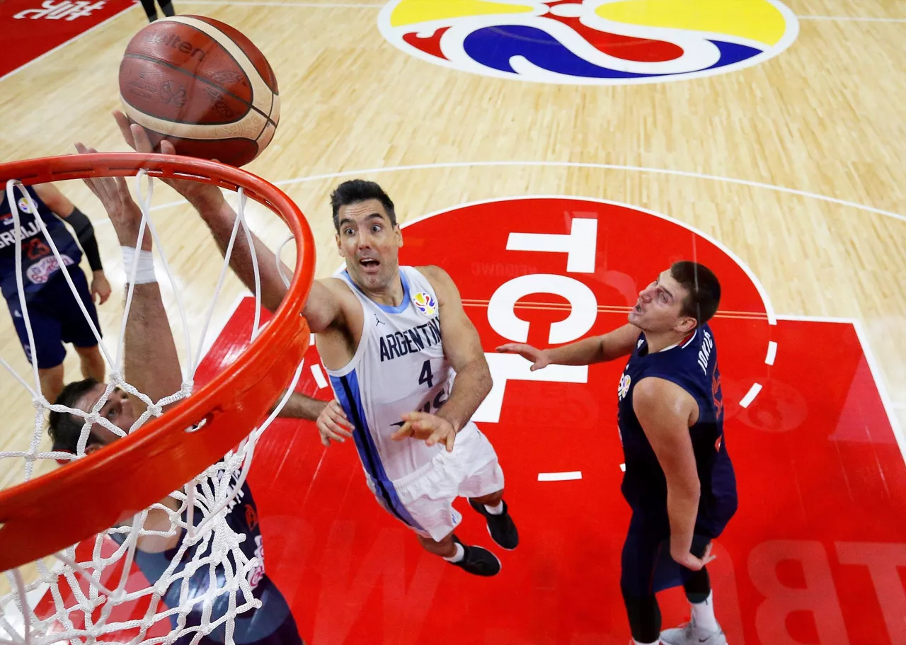 LUIS SCOLA ARGENTINA SERBIA MUNDIAL BALONCESTO 2019