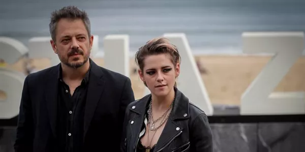 Benedict Andrews eta Kristen Stewart. Argazkia: EFE