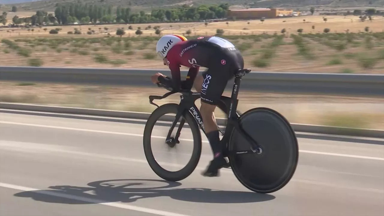 JONATHAN CASTROVIEJO 07