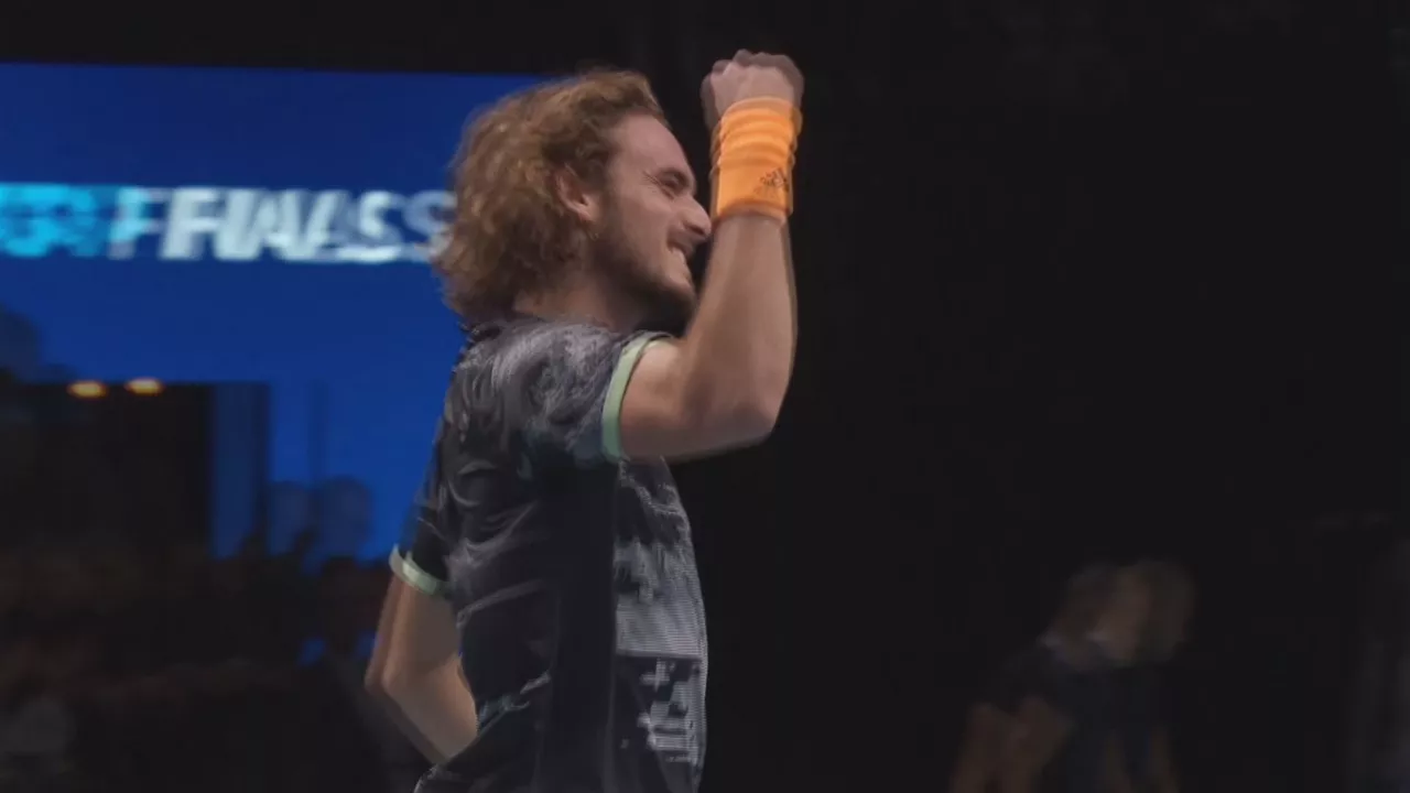 20191111213326_tsitsipas_