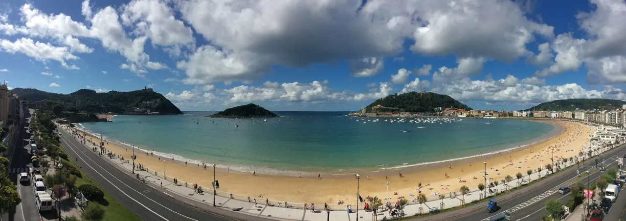 DONOSTIA CONCHA LUIS DADEBAT