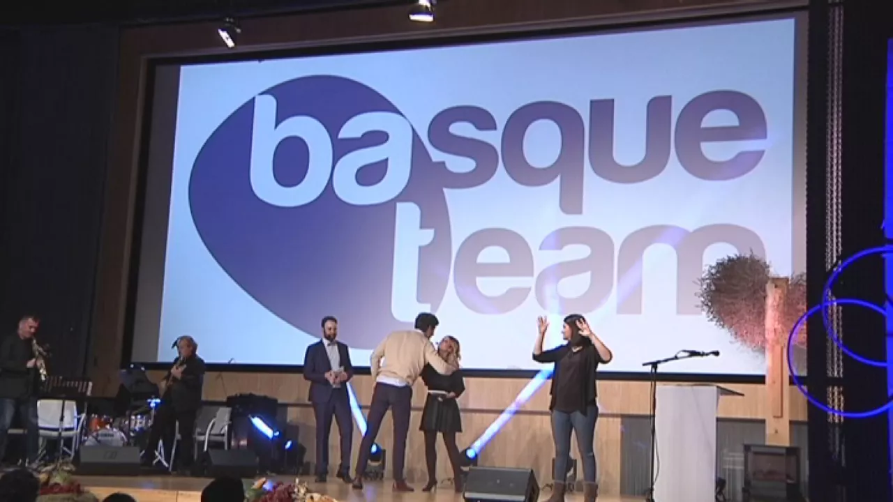 20191223212305_gala-basque-team-19_