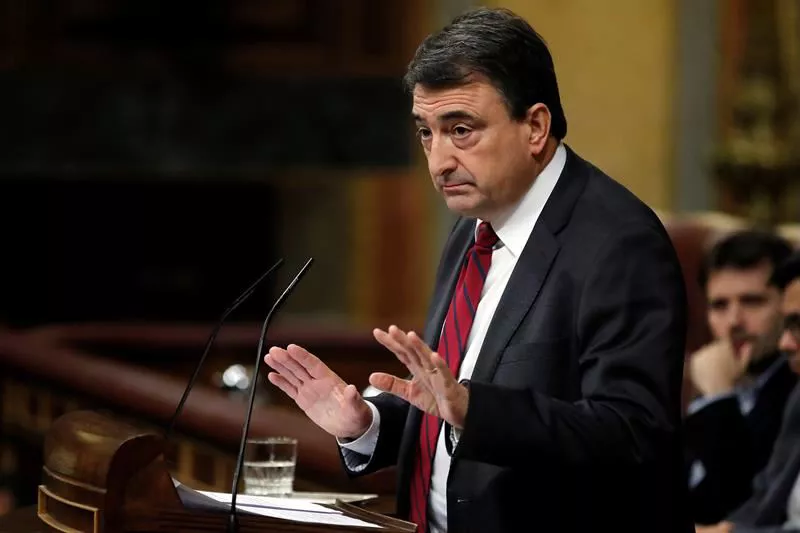 AITOR ESTEBAN INVESTIDURA INBESTIDURA URTARRILAK 4 EFE
