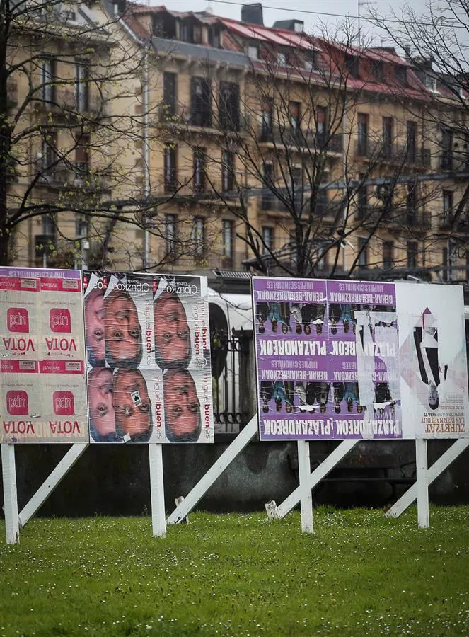 Elecciones CAV 5A A5 2020 carteles kartelak EFE