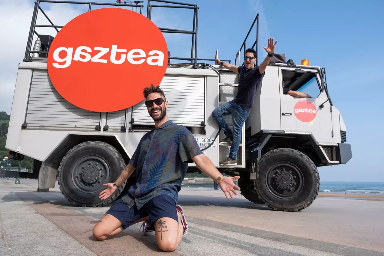 Txurru eta Oihan Vega