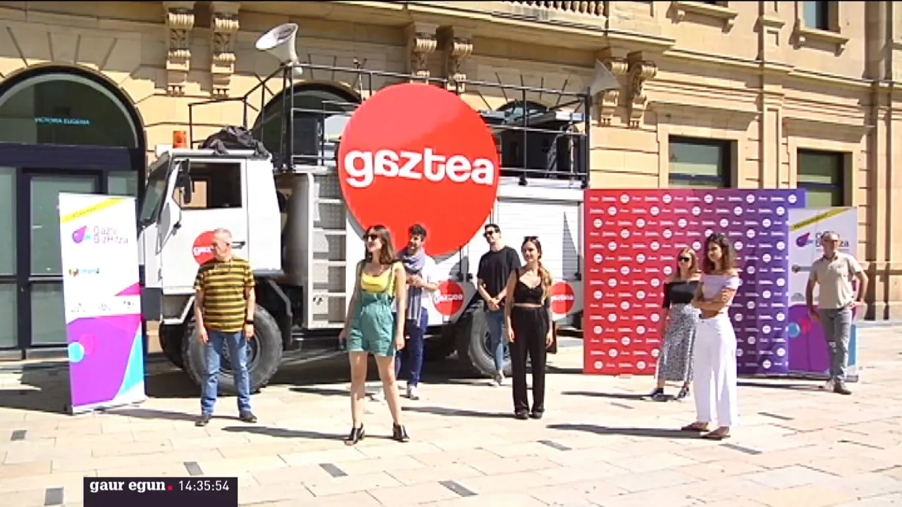 Maketa Lehiaketa finalaren aurkezpena.