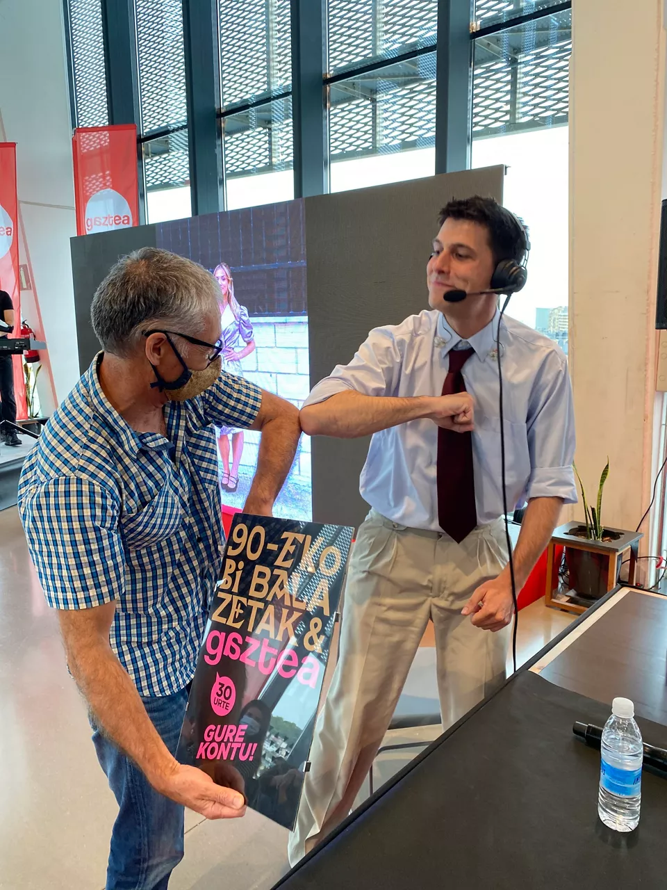 Gu: Jon Lamarka eta Pello Reparaz