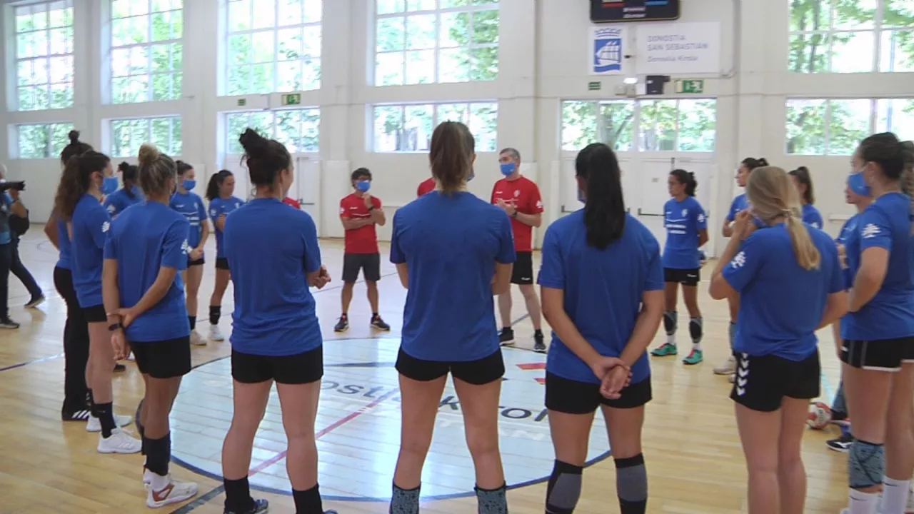 20200727151325_bera-bera-lanera-itzuli-da_