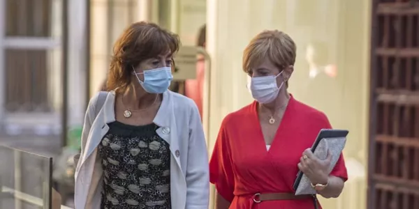 Cristina Uriarte y Arantxa Tapia. Foto: EFE