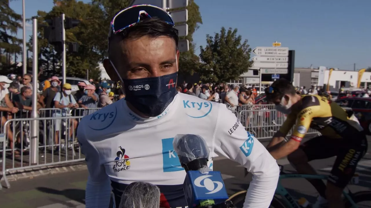 20200909202559_eganbernal_