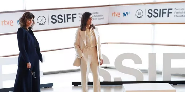 Elena Anaya eta Gina Gershon. Argazkia: EFE