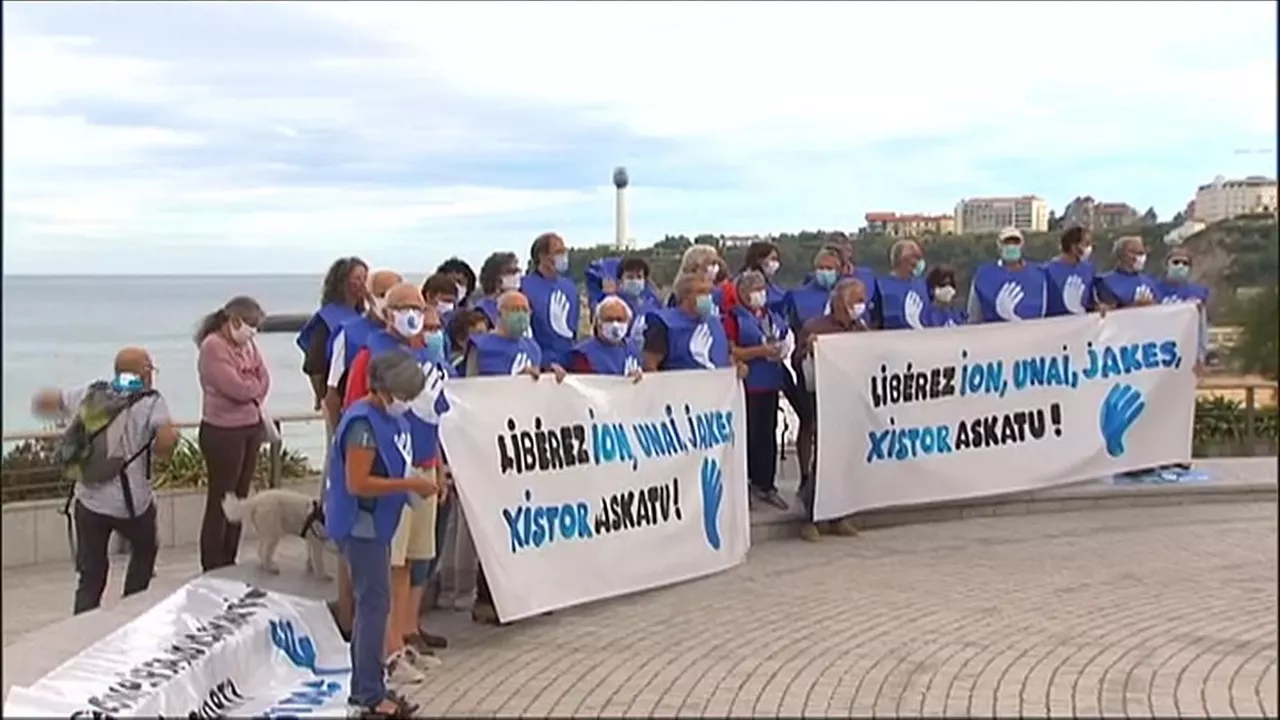 Movilización en Baiona, en 2019, contra la cadena perpetua a los presos de ETA. Foto: EITB Media