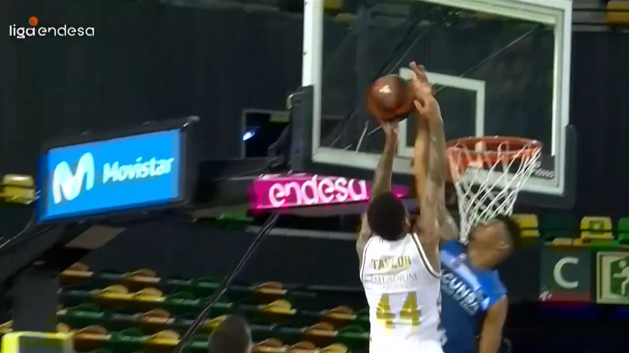 20200922173458_taylorechenique_