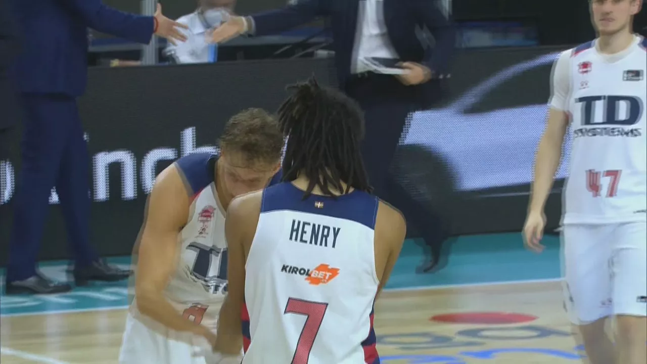 20200928142347_baskonia-henry_