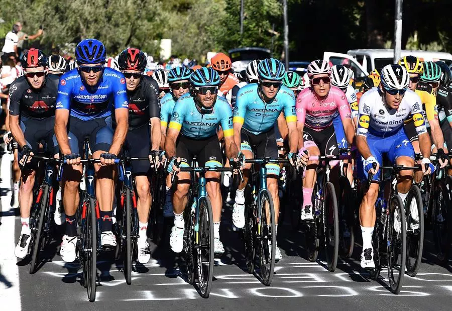 Giro de Italia ciclismo pelotón